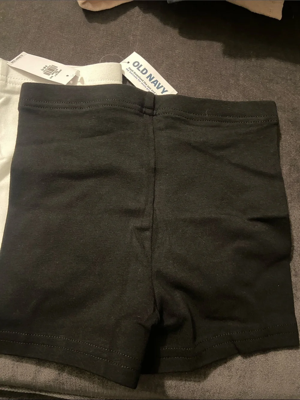 Old Navy girls size 6/7 s Black and White two pairs Bike Shorts NWT